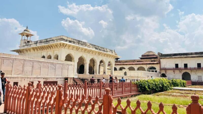 From Delhi to Agra : Taj Mahal Riverside & Fort Friday Tour - Exploring Agra Fort’s Interior