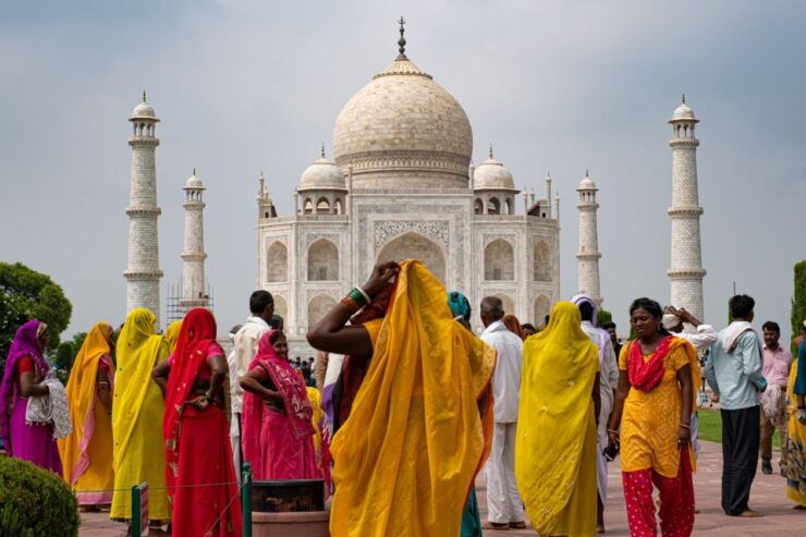 From Delhi to Delhi- Private Sunrise Taj Mahal Tour by Car - Tour Details