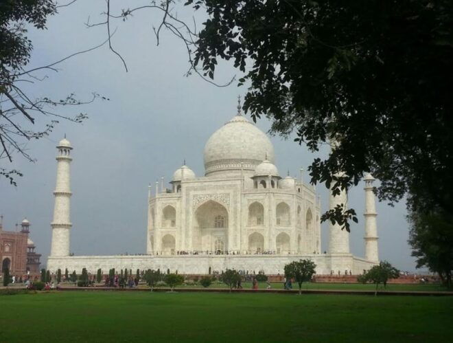 From Delhi to Delhi : Taj Mahal and Agra Fort Tour by Car - The Sum Up