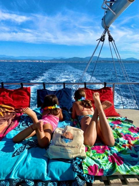 From Dénia/Jávea: Boat Trip to Cala Blanca W/ Jetski & Lunch - Experience Description