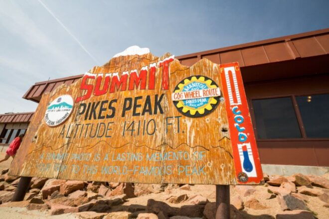 From Denver: Pikes Peak and Garden of the Gods Guided Tour - Tour Description