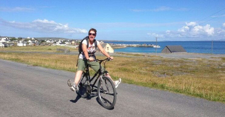 From Doolin: Day Trip to Inisheer With Bike or Tractor Tour - Experience Highlights