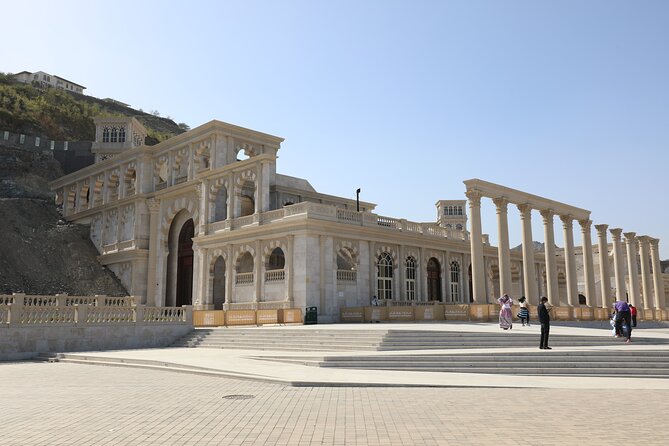 From Dubai to Fujairah: Full Day Tour With Sheikh Zayed Grand Mosque - Duration and Pickup