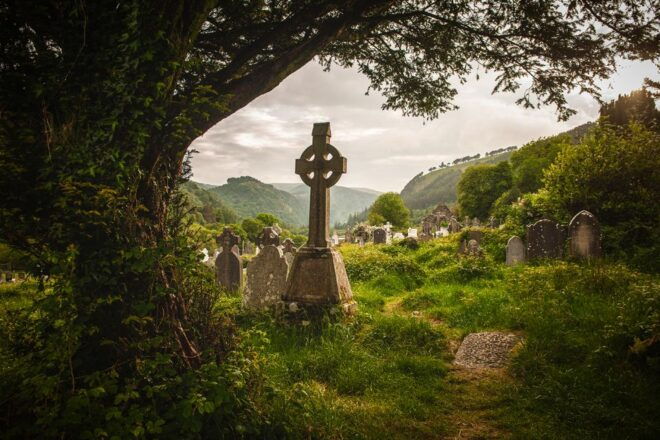 From Dublin: 3-Day Dingle, Killarney & the Wild Atlantic Way - Inch Beach and Torc Waterfall