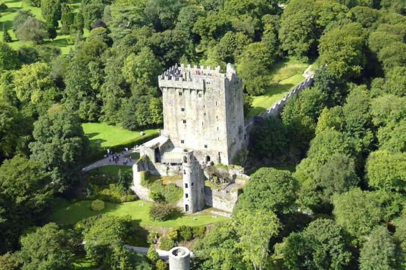 From Dublin: 4-Day Grand Atlantic Coastline Tour - Transport, Accommodation, and Value