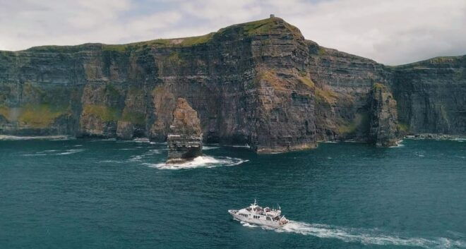 From Dublin: Galway + Cliffs of Moher Boat Cruise in Spanish - Cliffs of Moher Boat Cruise