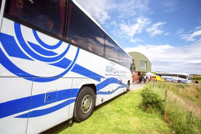 From Dublin: Giant's Causeway & Belfast City Bus Tour - Review Summary