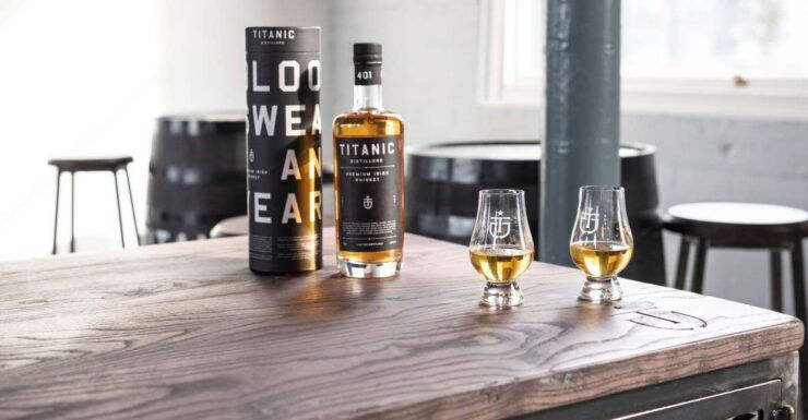 From Dublin: Giant's Causeway Tour and Whiskey Tasting - Visit Dunluce Castle and Marvel at Giants Causeway