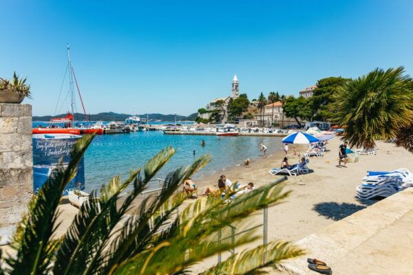 From Dubrovnik: Elaphiti Island-Hopping Trip With Lunch - Common Questions