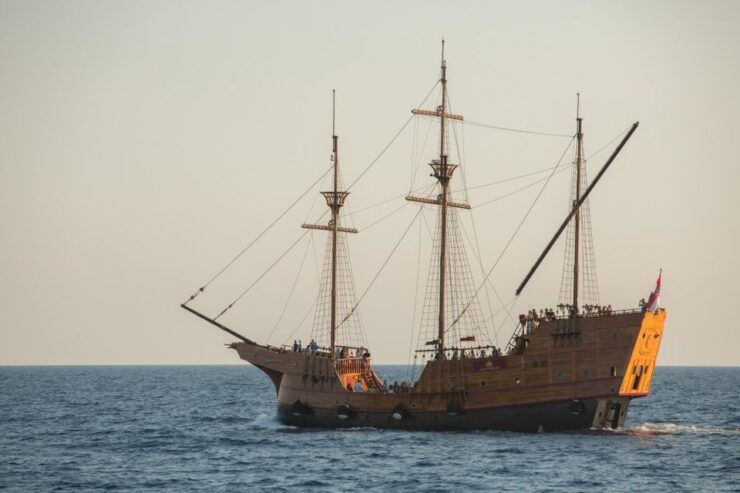 From Dubrovnik: Game of Thrones Walking Tour and Cruise - Experience Highlights