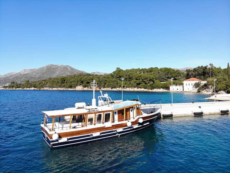 From Dubrovnik: Hop-On-Hop-Off Elaphiti Islands Boat Tour - At Lopud Island