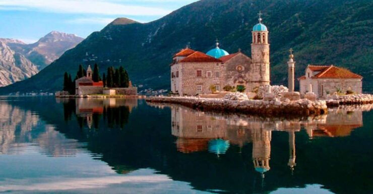 From Dubrovnik: Montenegro Boat Tour From Perast to Kotor - Pickup and Accessibility