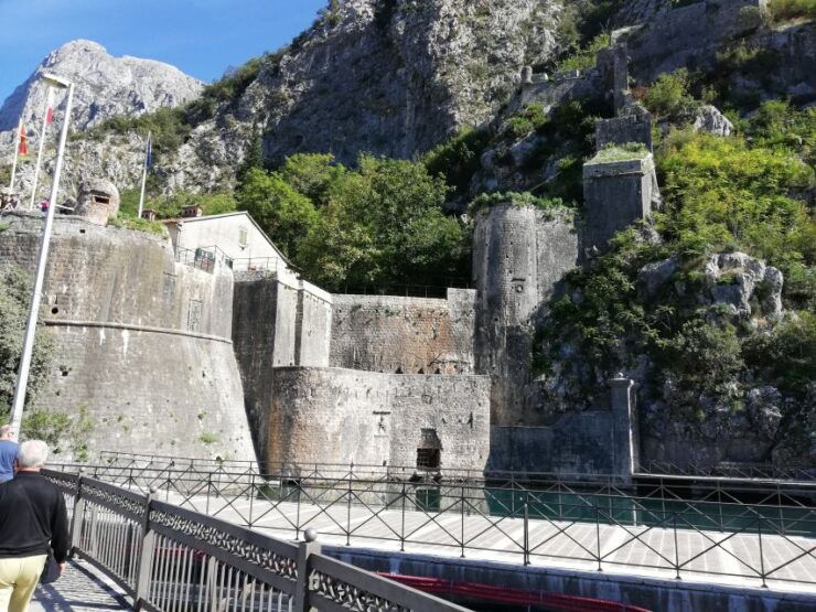 From Dubrovnik: Montenegro, Lady of the Rocks and Kotor - Dubrovnik to Montenegro Day Trip
