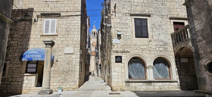 From Dubrovnik: Vjetrenica Cave and Korčula Day Trip - Trip Overview