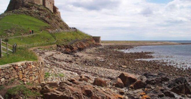 From Edinburg: Viking Coast & Alnwick Castle Day Tour - Customer Reviews