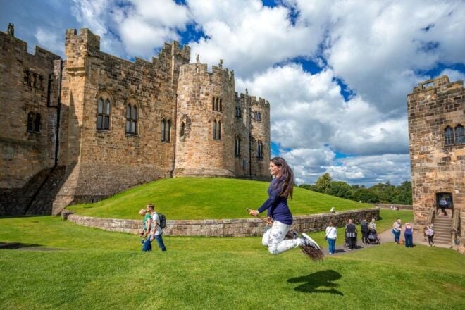 From Edinburgh: Day Trip to Bamburgh and Alnwick Castle - Directions
