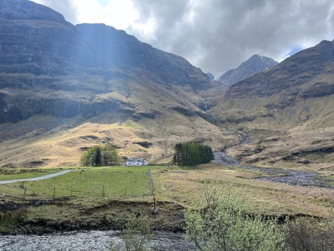 From Edinburgh: Glenfinnan Viaduct & The Highlands Day Trip - Sightseeing Opportunities