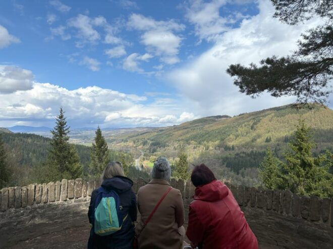 (From Edinburgh) Highland Hike, Loch Paddle, and Castles - Frequently Asked Questions