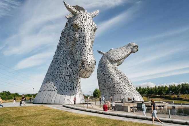 From Edinburgh: Loch Lomond, Stirling Castle & Kelpies Tour - Experience and Attractions