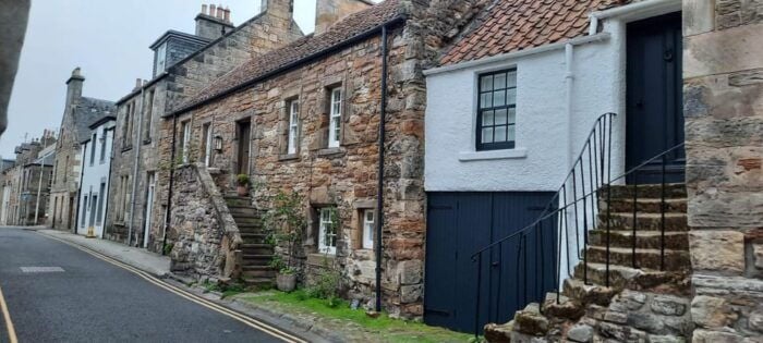 From Edinburgh: Private Outlander/ St Andrews tour - FAQ