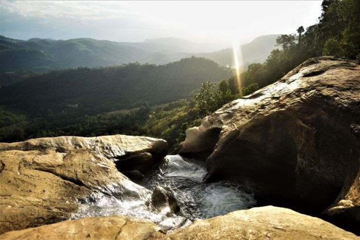 From Ella: Diyaluma Waterfall & Natural Pool Bath With Lunch - Key Features