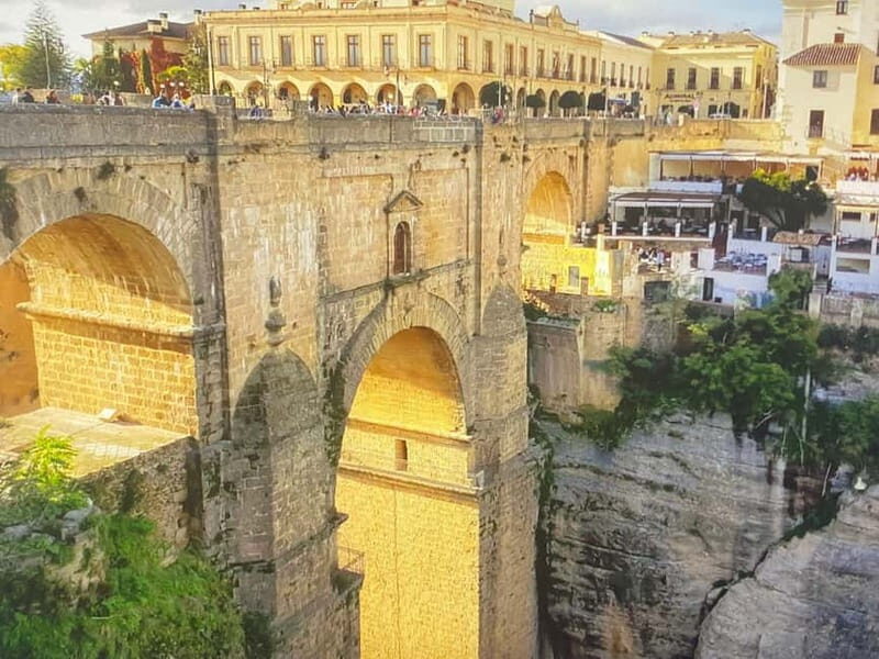 From Estepona: Ronda private tour, transportation, café, bullring, tapas, drinks - Good To Know
