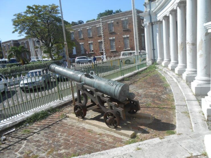 From Falmouth/Melia Braco: Kingston Hilite Tour - Experience