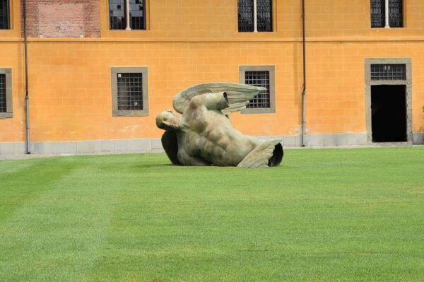 From Florence: PRIVATE Full-Day Pisa and Lucca GUIDED Tour - Restrictions and Group Size