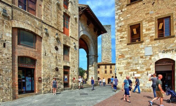From Florence: PRIVATE Tour of San Gimignano and Volterra - The Sum Up