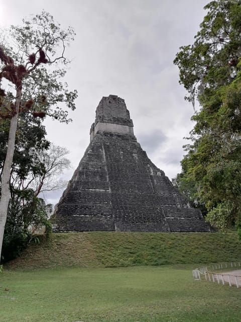 From Flores: Tikal + Yaxha Sunset Tour Private - Itinerary and Highlights