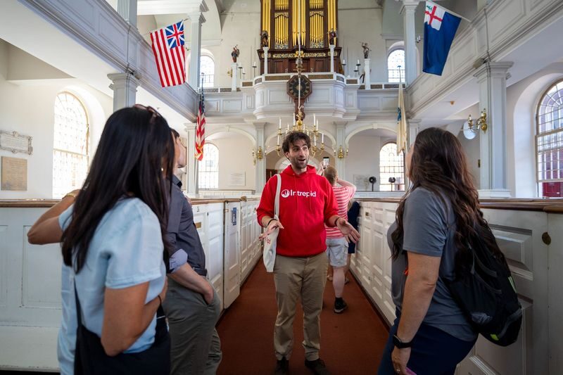 From Food to Freedom Trail Tour in Boston - Guides, group size and the feel of the tour