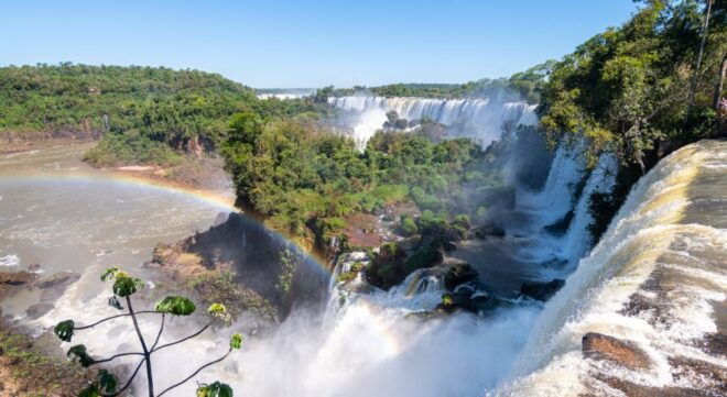 From Foz Do Iguaçu: Argentinian Iguazu Falls With Ticket - Key Experiences and Activities