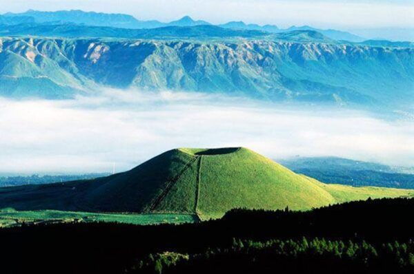 From Fukuoka: Day Trip to Kumamoto Castle, Mt.Aso & Kurokawa - Tips for Travelers