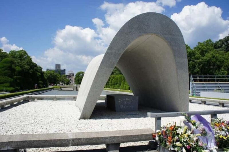 From Fukuoka: Hiroshima Day Trip with Boat Ride and Lunch - Hiroshima: Peace and Reflection