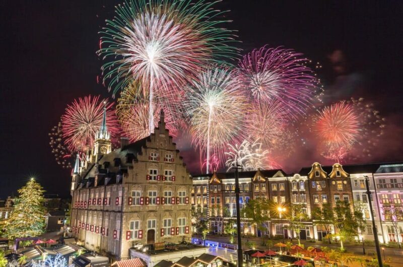 From Fukuoka: Private Day Trip to Huis Ten Bosch Theme Park - Deep Dive: Why This Tour Offers Good Value