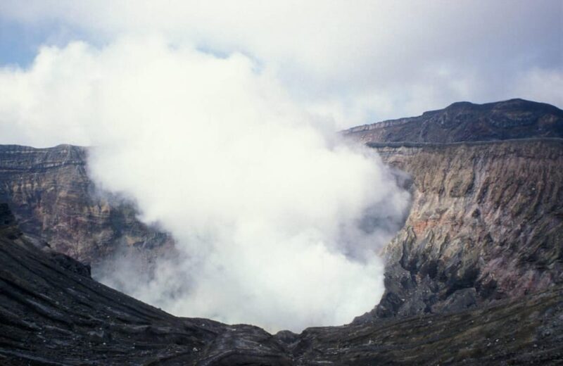 From Fukuoka: Private Mount Aso & Kumamoto Castle Day Trip - The Practicalities: What to Expect