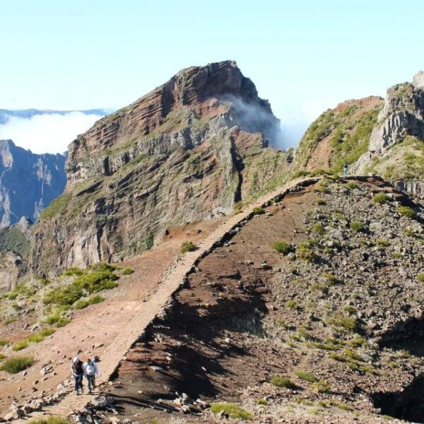From Funchal: Transfer to Pico Do Arieiro & Pico Ruivo Trail - Common Questions