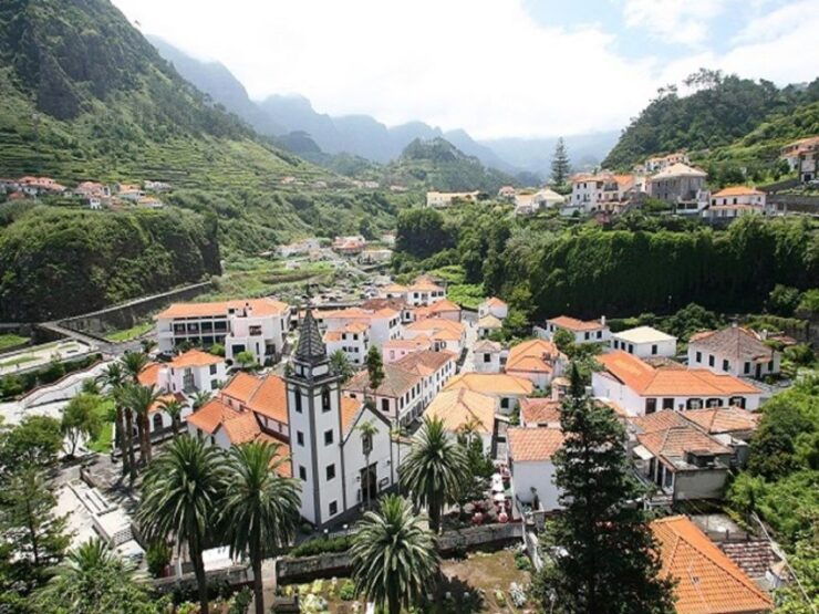 From Funchal: West Madeira and Laurel Forest Day Trip - Benefits of a Live Tour Guide