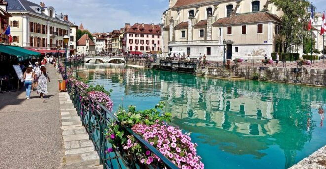 From Geneva: Annecy Half-Day Trip - Positive Reviews