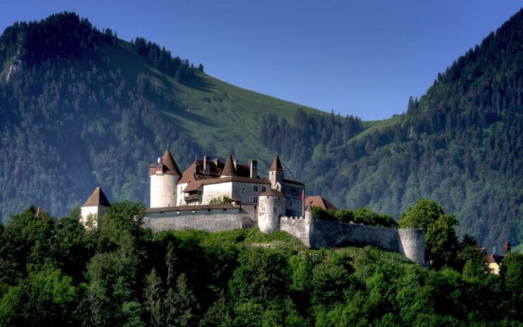 From Geneva: Gruyères Private Tour Cheese & Chocolat Factory - Tour Location and Duration