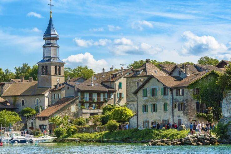 From Geneva: Yvoire and Gorges Du Pont Du Diable Day Trip - Detailed Itinerary