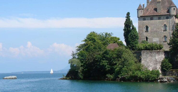 From Geneva: Yvoire Castle & Lake Geneva Cruise - Experience Highlights
