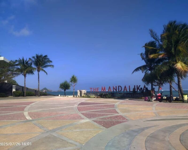 From Gili Island : Lombok Beaches and Culture Tour - FAQ