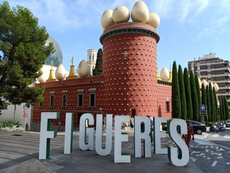 From Girona: Dalí Museum, Cadaqués and Creus Cape Tour - Dalí Museum Visit