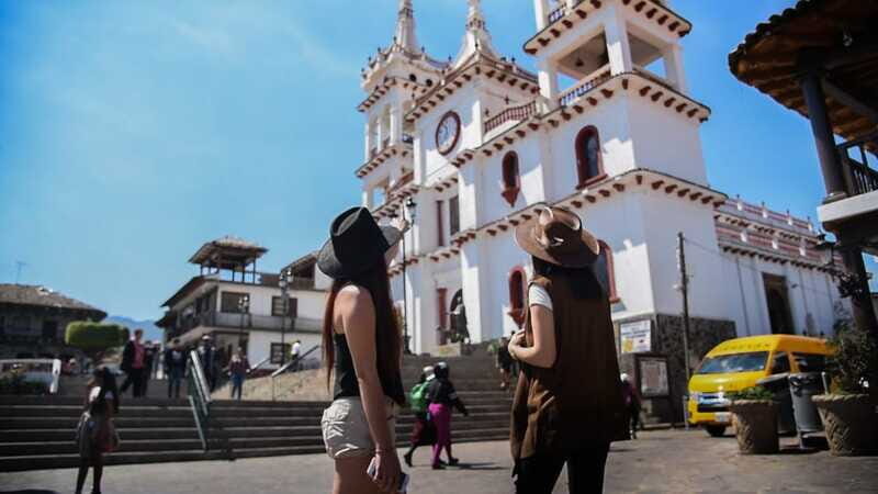 From Guadalajara: Guided Tour to Mazamitla and Eco-Park - Who Should Consider This Tour