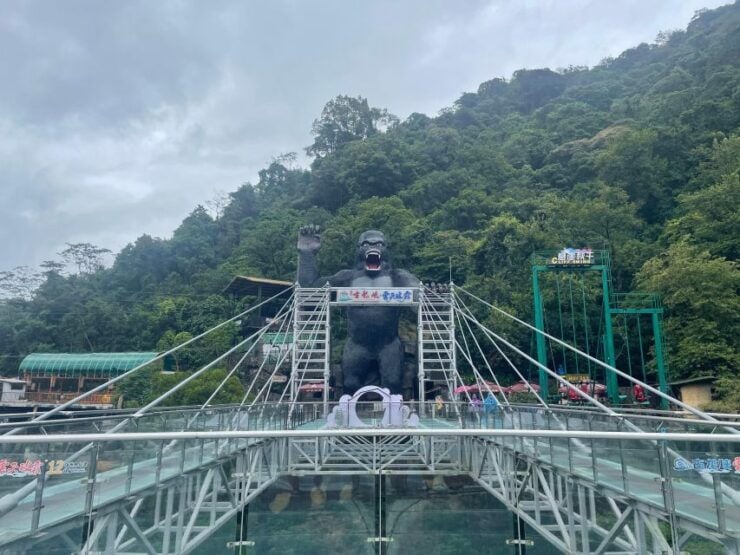 From Guangzhou: Gulong Canyon Private Day Tour - Activity Description