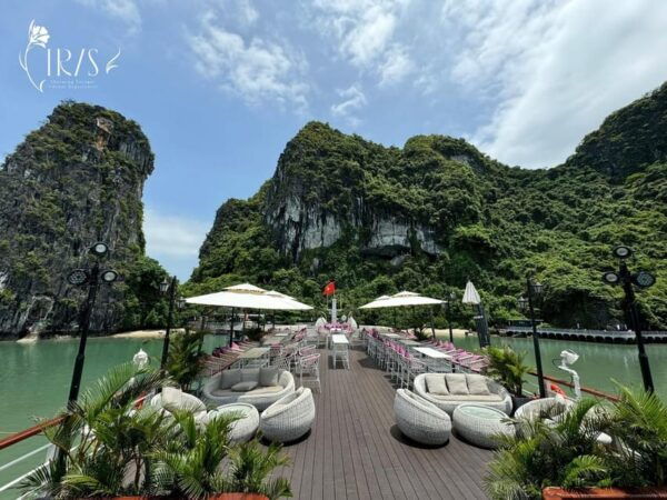 From Ha Long: Ha Long Dinner on Cruise - What to Bring