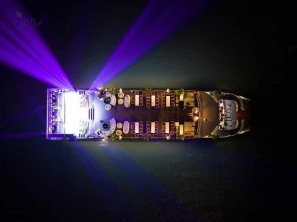 From Ha Long: Ha Long Dinner on Cruise With DJ on Sundeck - Entertainment on Board