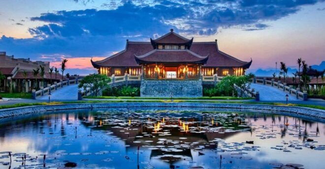 From Ha Noi: Bai Dinh- Trang An-Mua Cave Private or Group - Bai Dinh Temple Experience