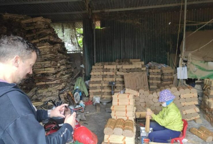 From Ha Noi: Explore Quang Phu Cau Incense Village Half Day - Cultural Experience